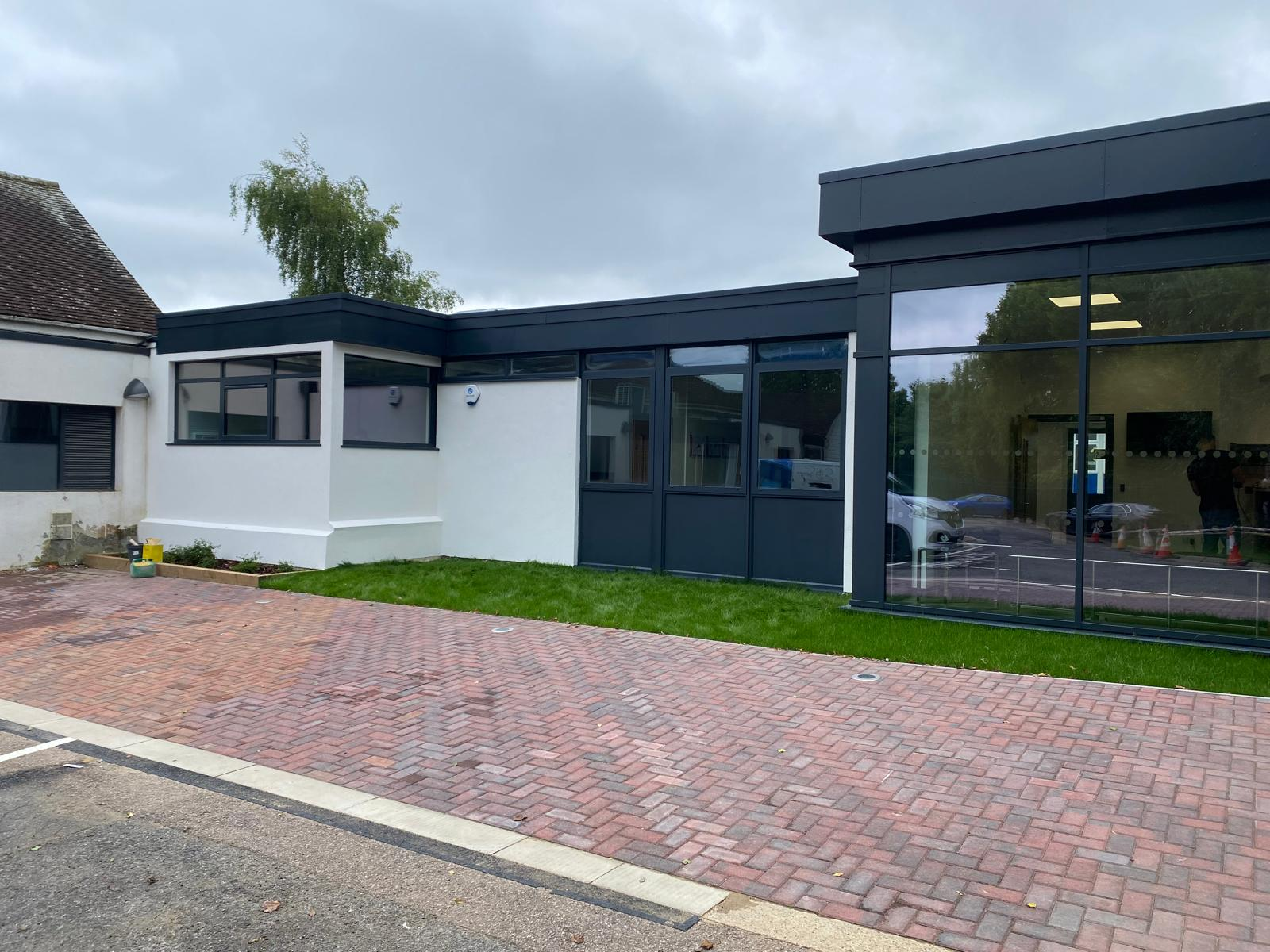 Commercial glazing & frame respray